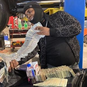 Meet your Posher, Elijah